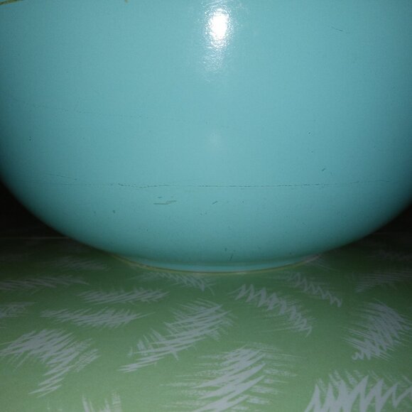 Pyrex aqua bowl 404 4QT - Picture 6 of 7